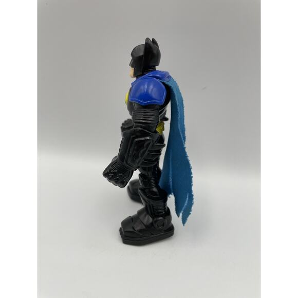 Mattel 2010 DC Comics Super Friends Hero World Batman 4.75 Inch Action Figure - Picture 7 of 9